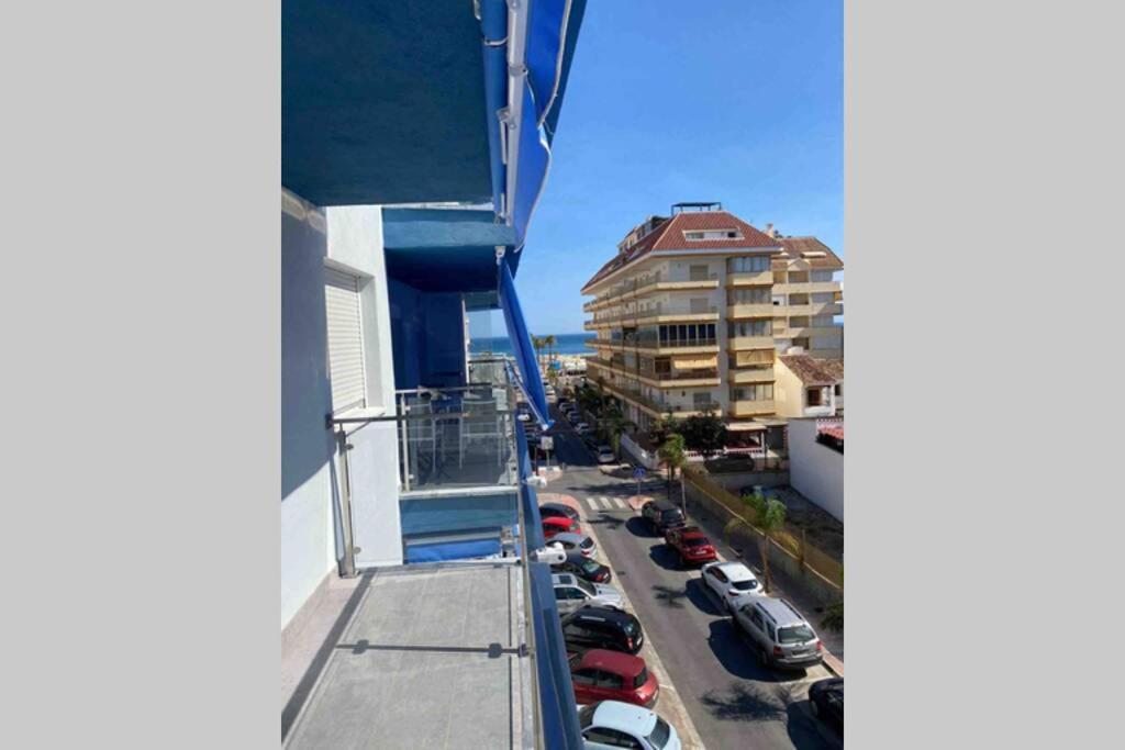 פואנגירולה La Dorada, Sea Side Apartment מראה חיצוני תמונה